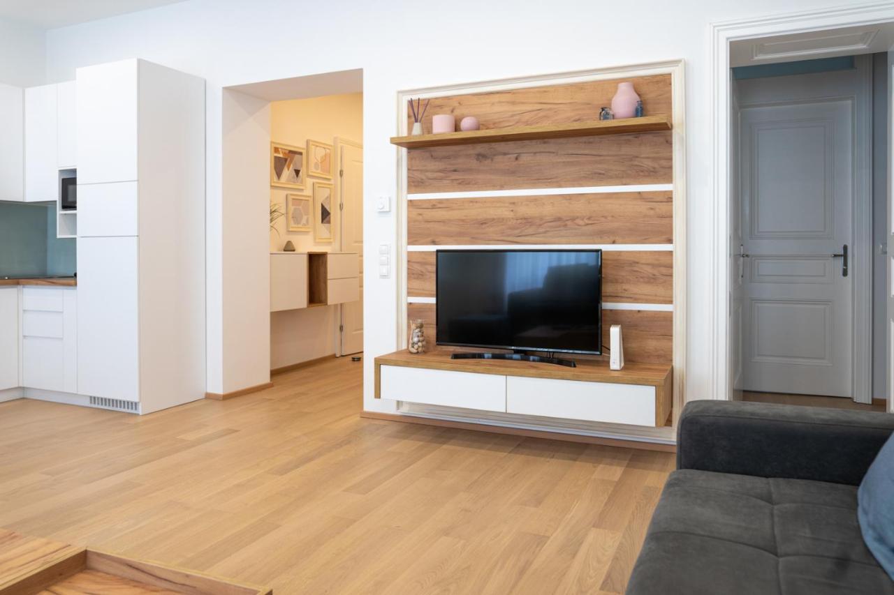 Modern 3 Room Apartment In A Prime Location Вена Экстерьер фото